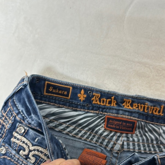 Rock Revival Blue Ankle Cropped Jeans with Intricate Stitching - Picture 6 of 15